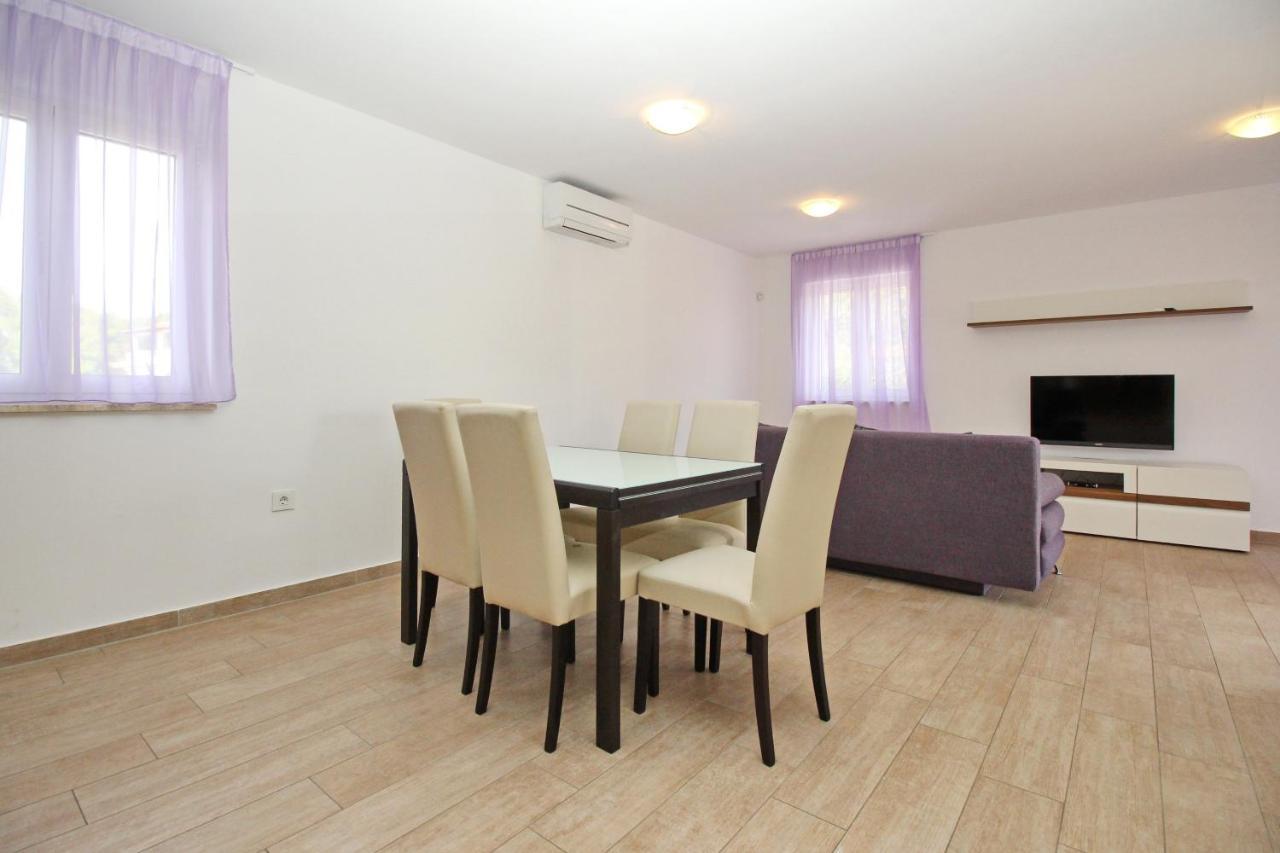 Apartments By The Sea Baska, Krk - 18845 Exterior foto