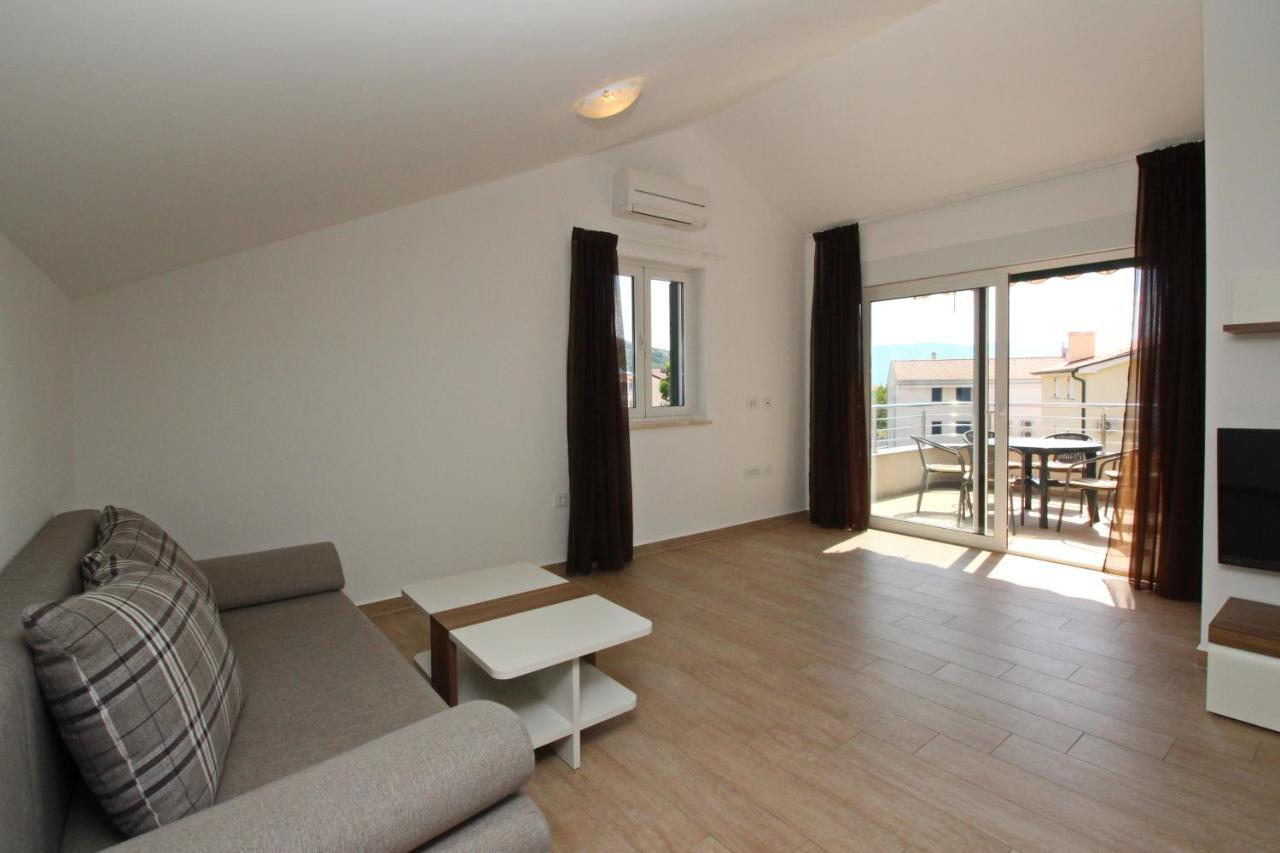 Apartments By The Sea Baska, Krk - 18845 Exterior foto
