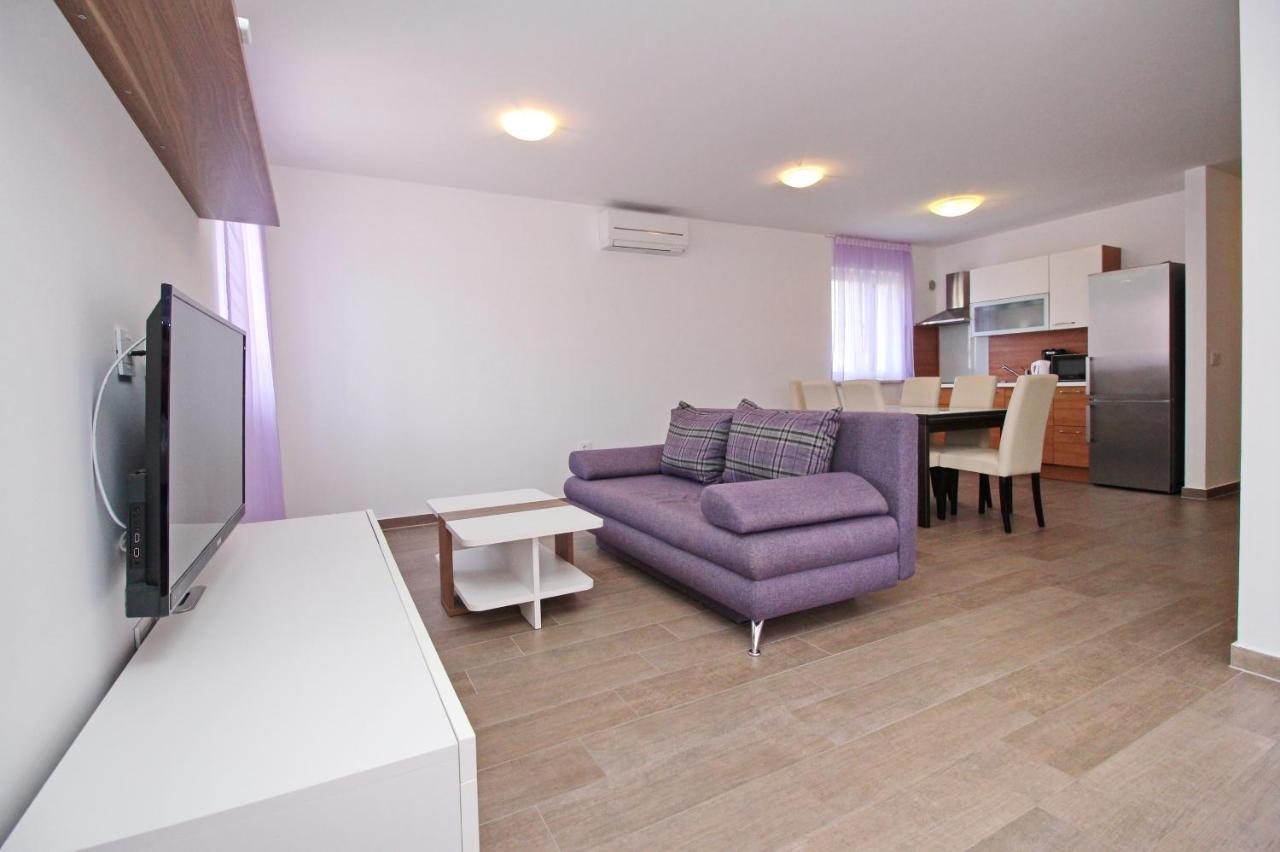 Apartments By The Sea Baska, Krk - 18845 Exterior foto