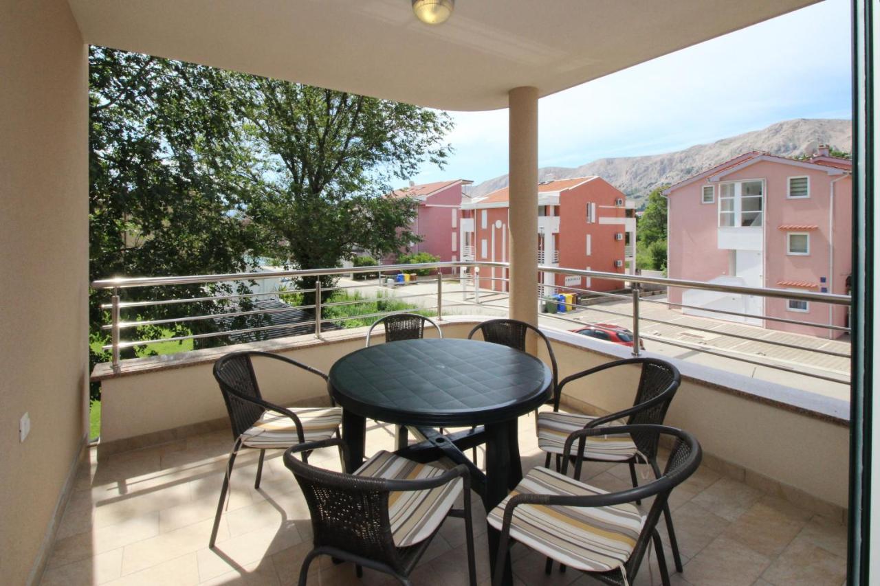 Apartments By The Sea Baska, Krk - 18845 Exterior foto